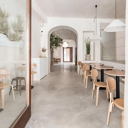 Meem Townhouse Hotel Sóller