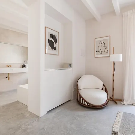 Meem Townhouse 4* Sóller